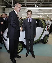 Nicolas Sarkozy und Dieter Zetsche im smart-Werk in Hambach. Foto: MB/auto-reporter.NET